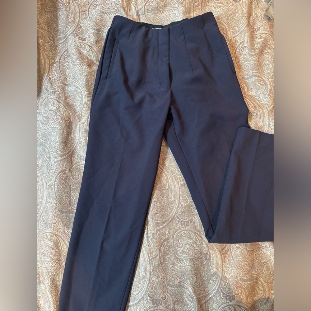 Express pants - Picture 2 of 5